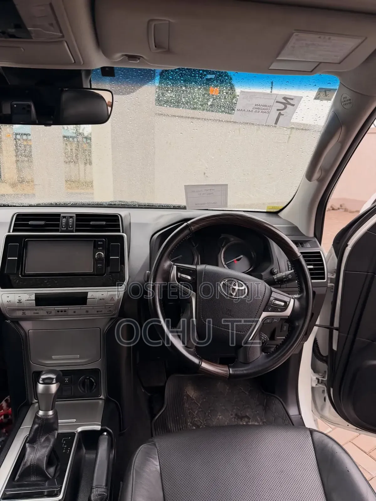 Toyota Land Cruiser Prado 2018 White