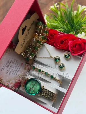 Dior Ladies Set Special for New Year Gold and Green