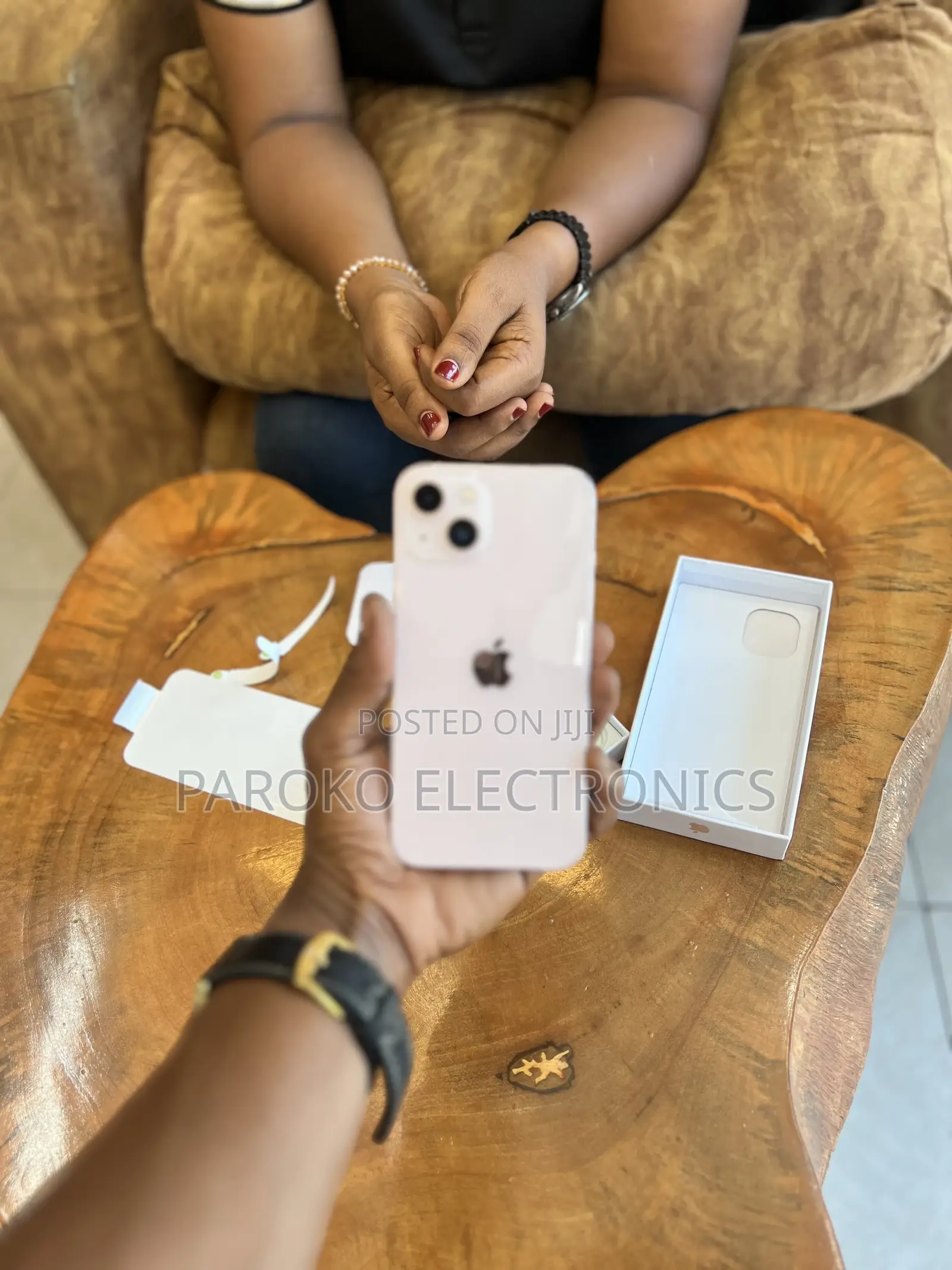 New Apple iPhone 13 128 GB Pink