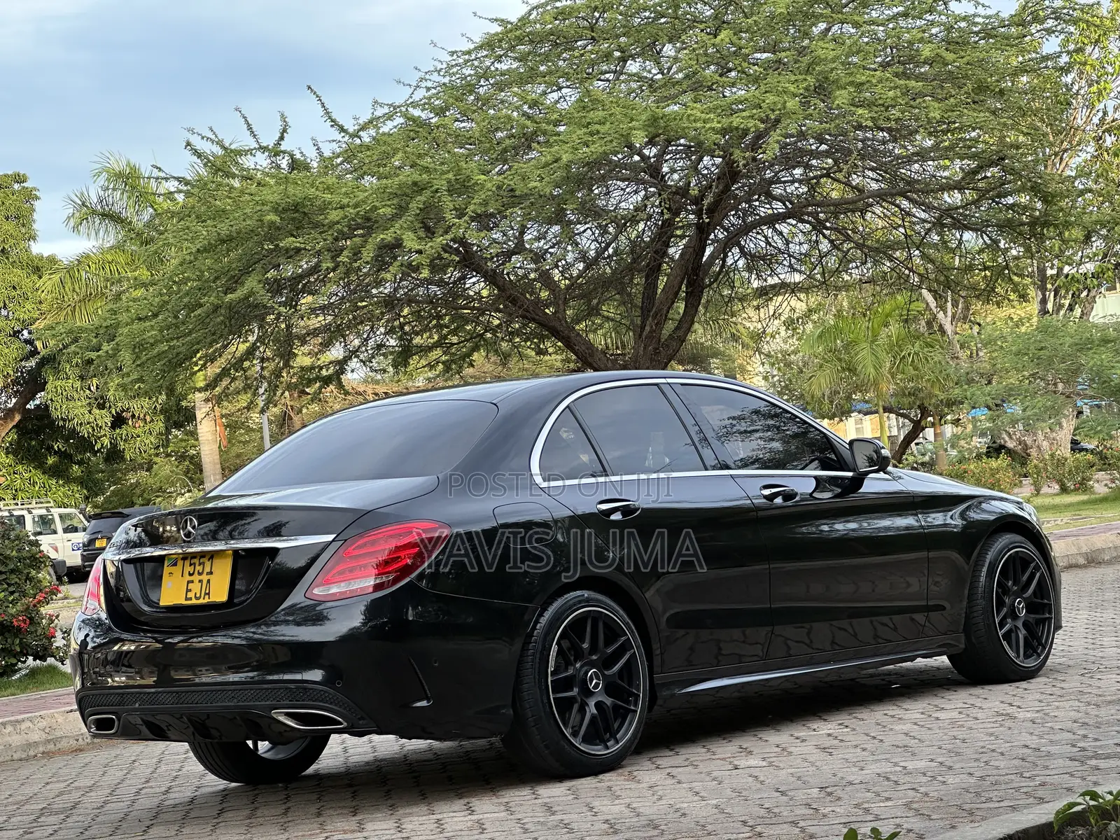Mercedes-Benz C200 2014 Black