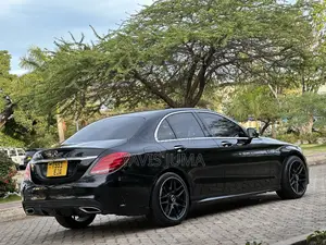 Mercedes-Benz C200 2014 Black