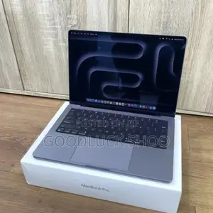 New Laptop Apple MacBook Pro 2023 M3 14-Inch 8GB Apple M3 SSD 512GB