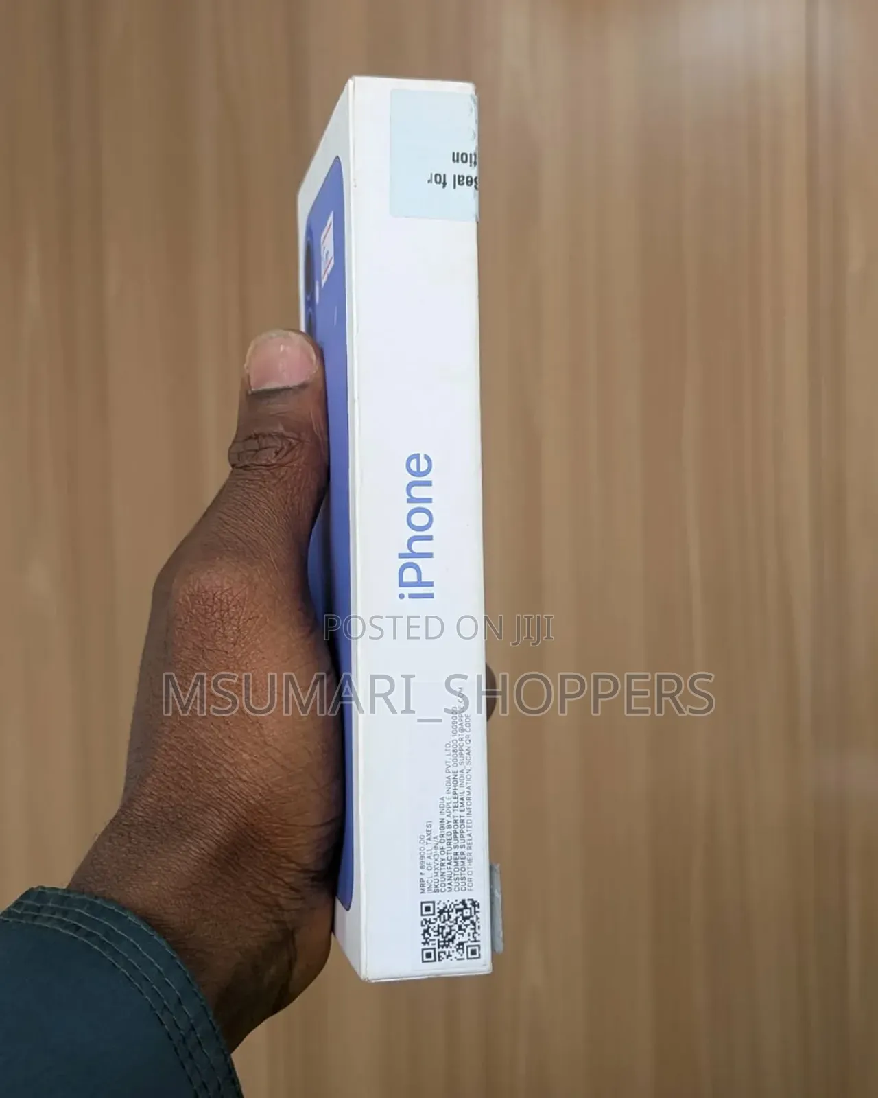 New Apple iPhone 16 256 GB Blue