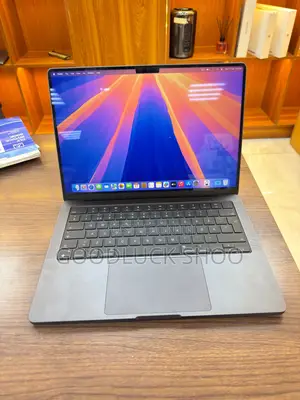 New Apple MacBook Pro 2023 M3 Max 14-Inch 36GB Apple M3 Max SSD 1T