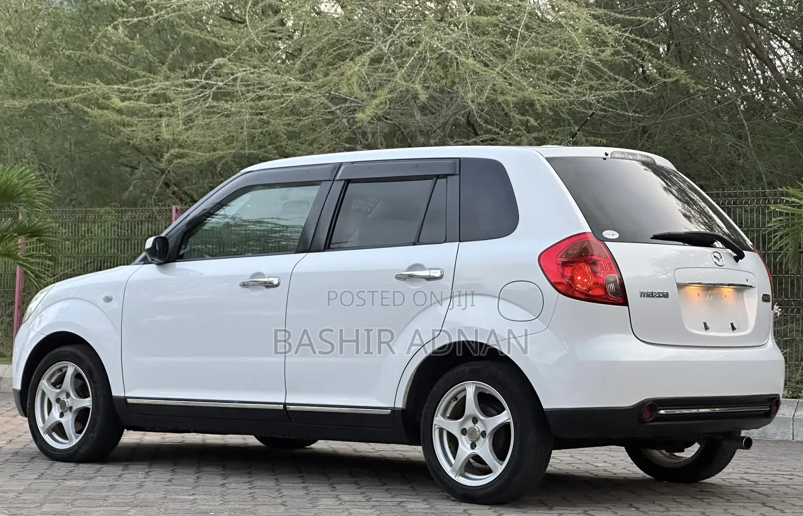 Mazda Verisa 2009 White