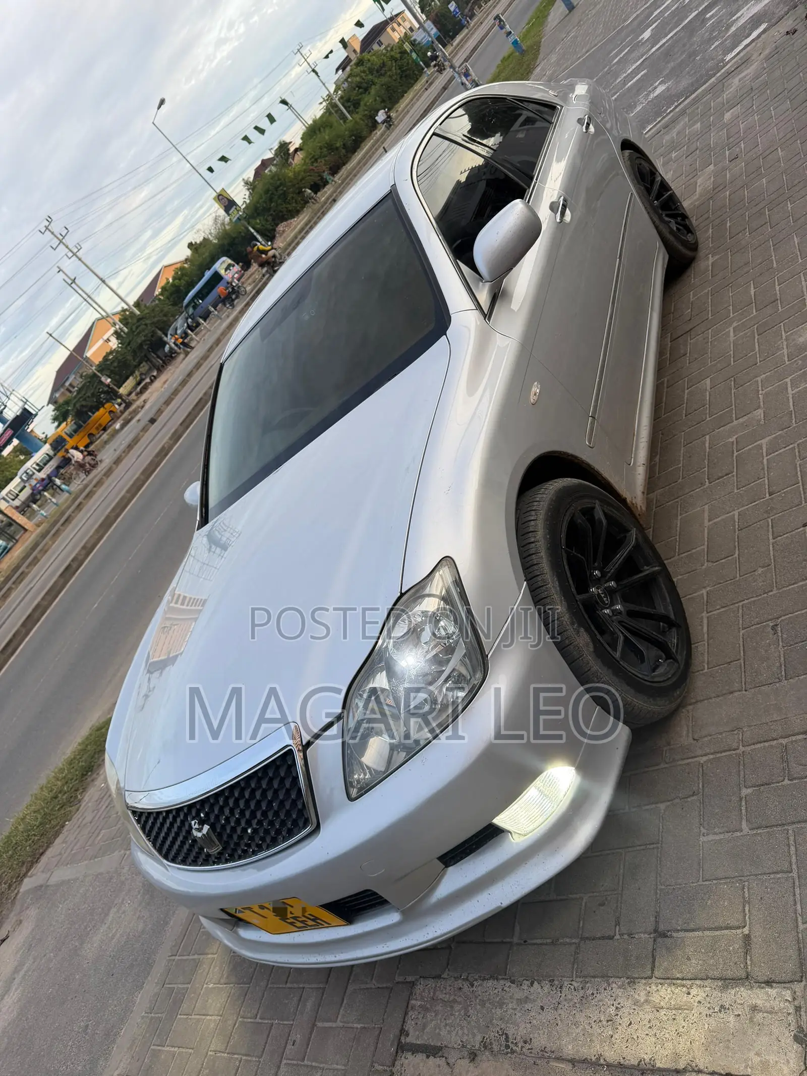 Toyota Crown 2006 Silver