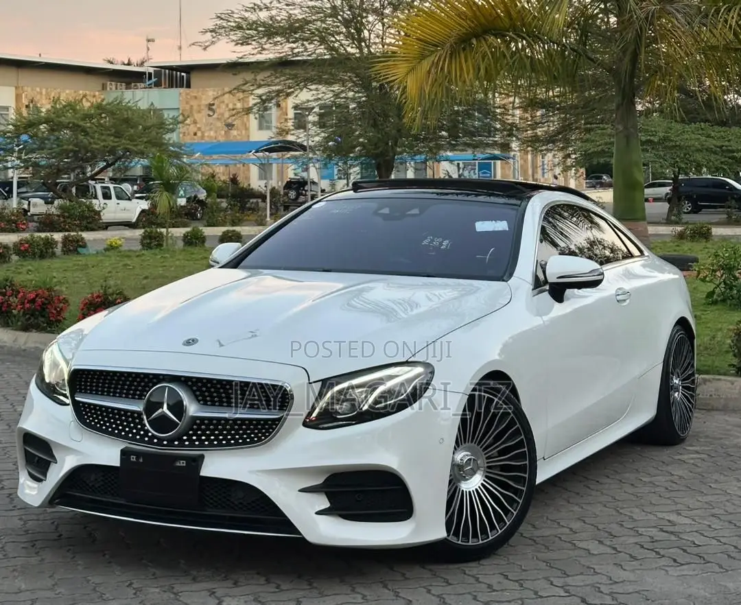 Mercedes-Benz E300 2017 White