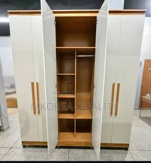 Wardrobe With Six Doors and Six Droos