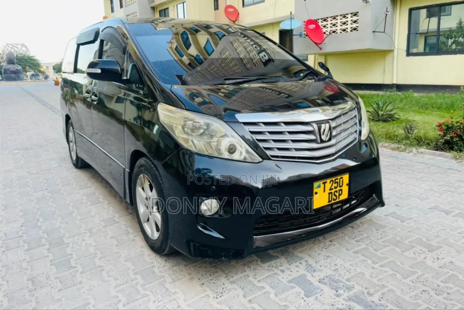 Toyota Alphard 2.4 Petrol AWD 2007 Black