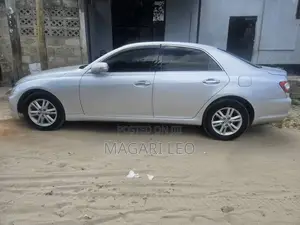 Toyota Mark X 2005 Silver