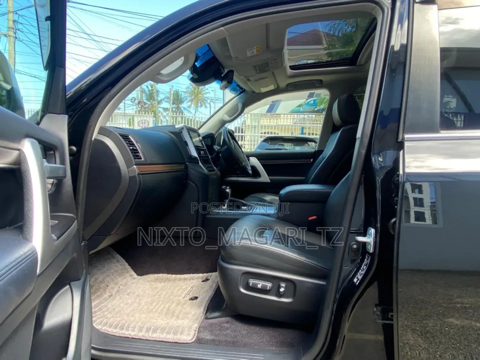 Toyota Land Cruiser 4.5 V8 VXR 2017 Black