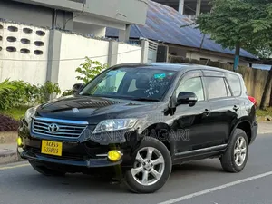 Toyota Vanguard 2011 Black