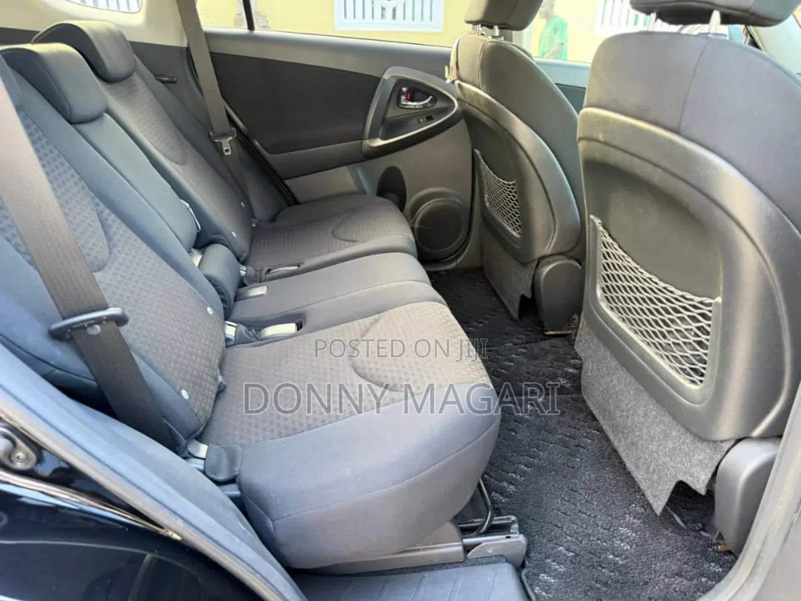 Toyota Vanguard 2011 Black