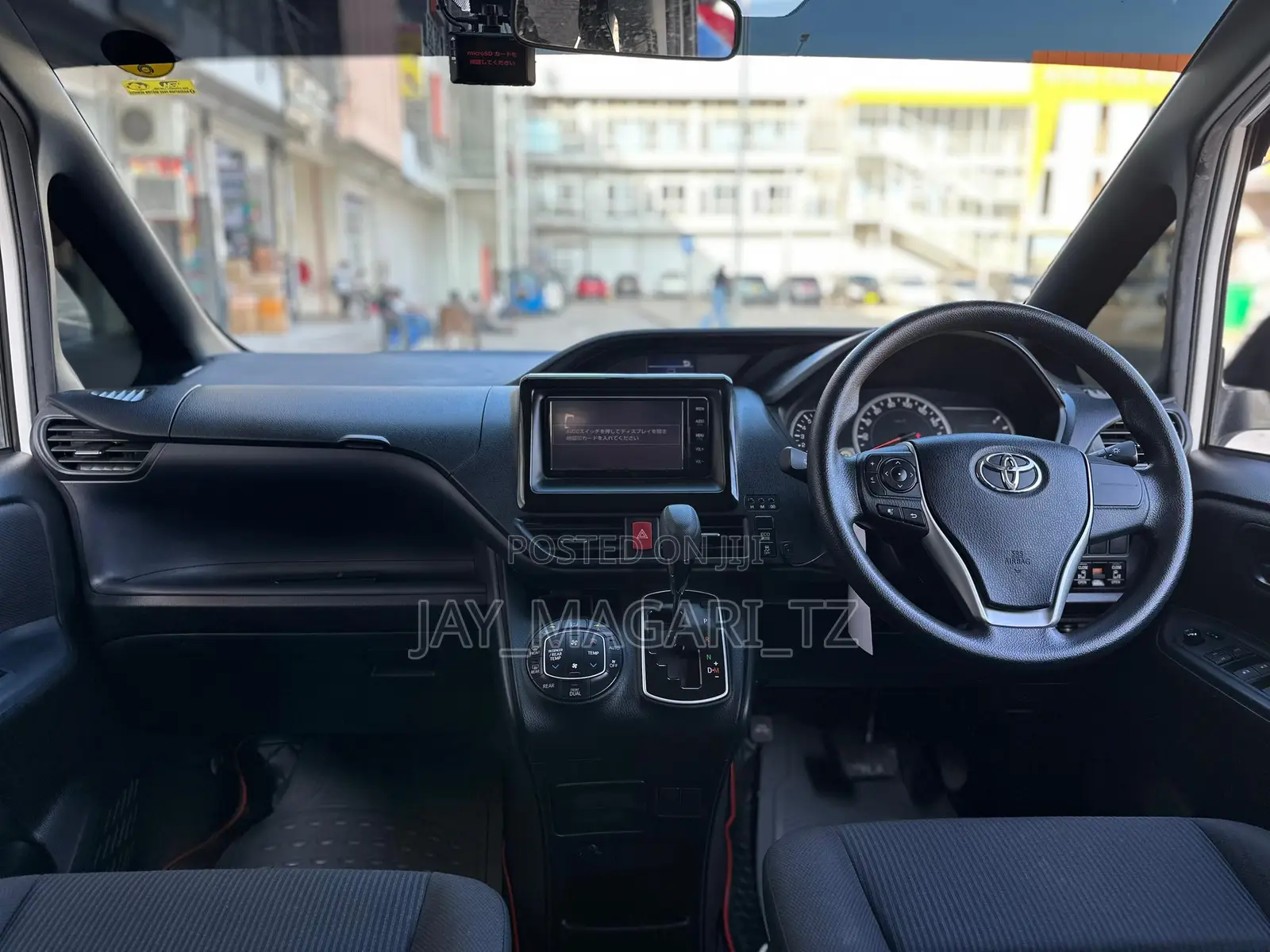 Toyota Noah 2016 White