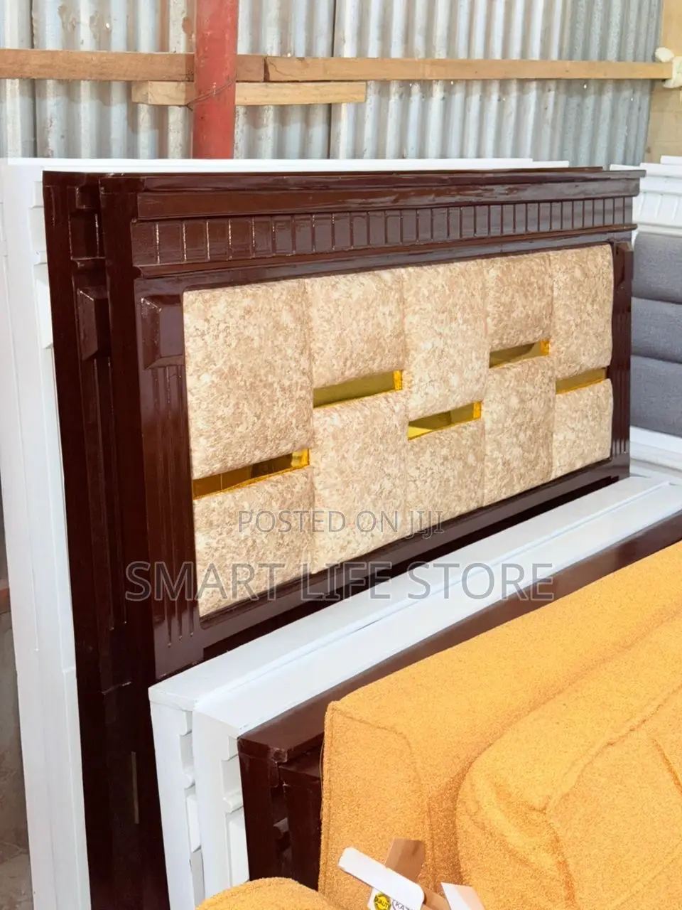 Kitanda Cha Mbao Mixer Sofa