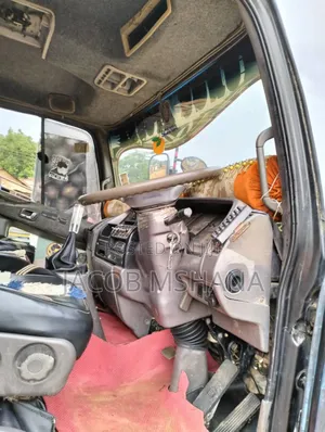 Fuso Tandamu Engine 16 Turbo Tairi Kubwa