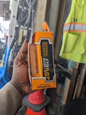 Battery Ingco