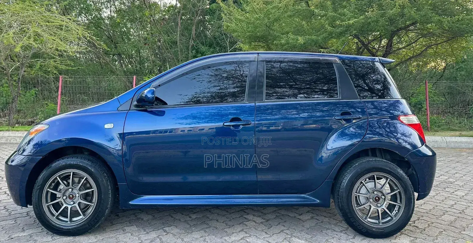 Toyota IST 2006 Blue