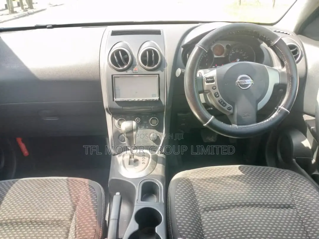 Nissan Dualis 2008 Black