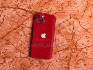 Apple iPhone 13 128 GB Red