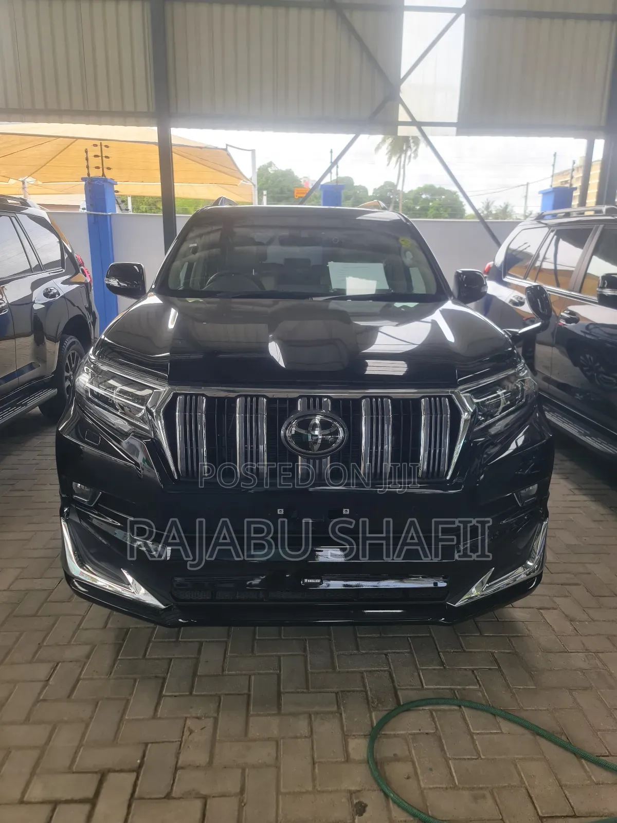 Toyota Land Cruiser Prado 2.8 2022 Black