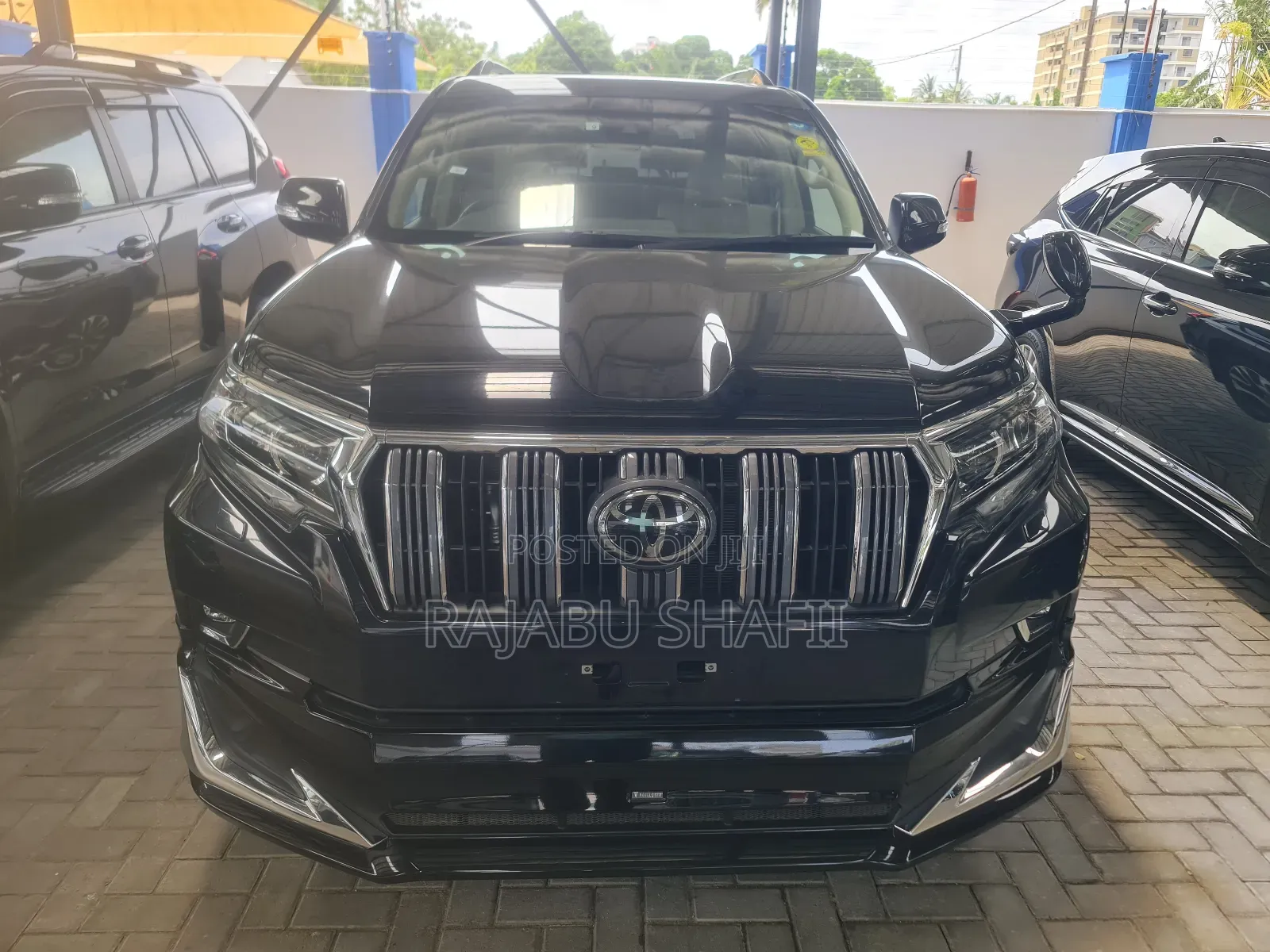 Toyota Land Cruiser Prado 2.8 2022 Black