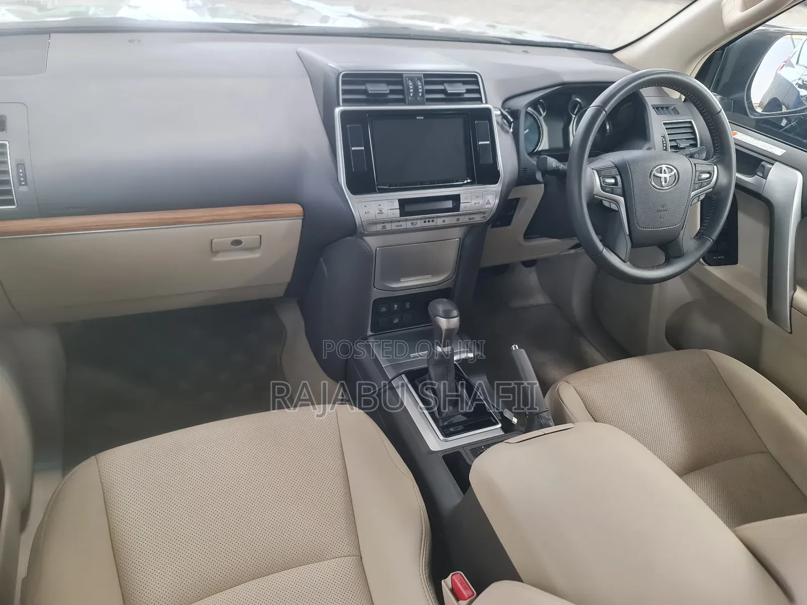 Toyota Land Cruiser Prado 2.8 2022 Black