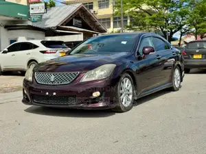 Toyota Crown 2008 Maroon