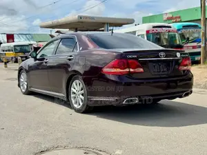 Toyota Crown 2008 Maroon