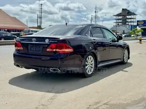 Toyota Crown 2008 Maroon