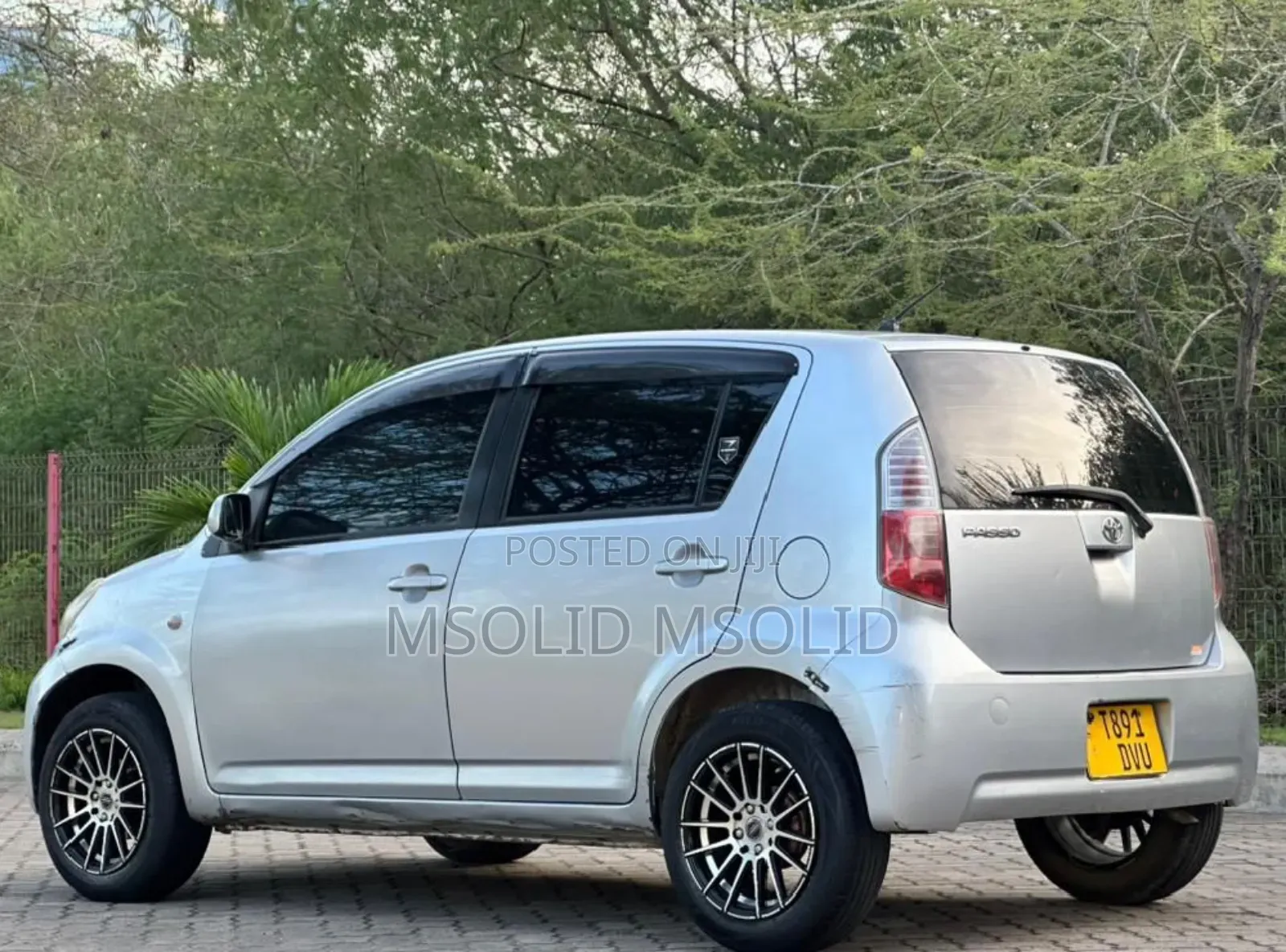 Toyota Passo 2005 Silver