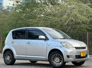Toyota Passo 2005 Silver