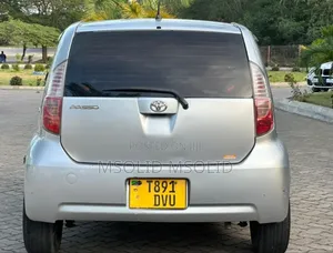 Toyota Passo 2005 Silver