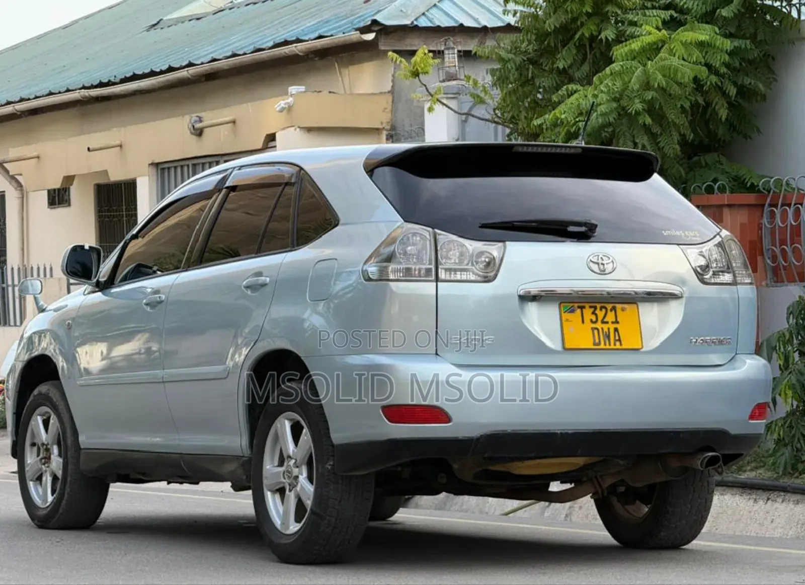 Toyota Harrier 2005 Blue