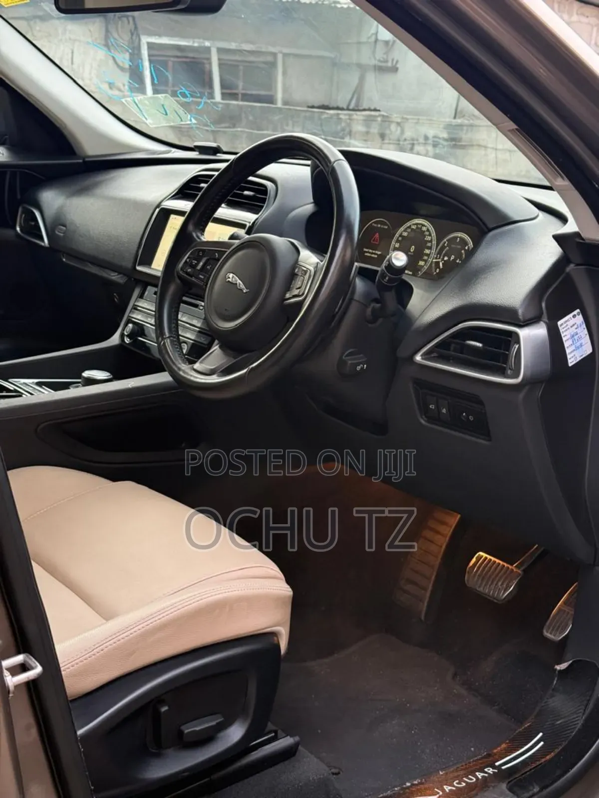 Jaguar F-Pace 20d R-Sport 2017 Gold