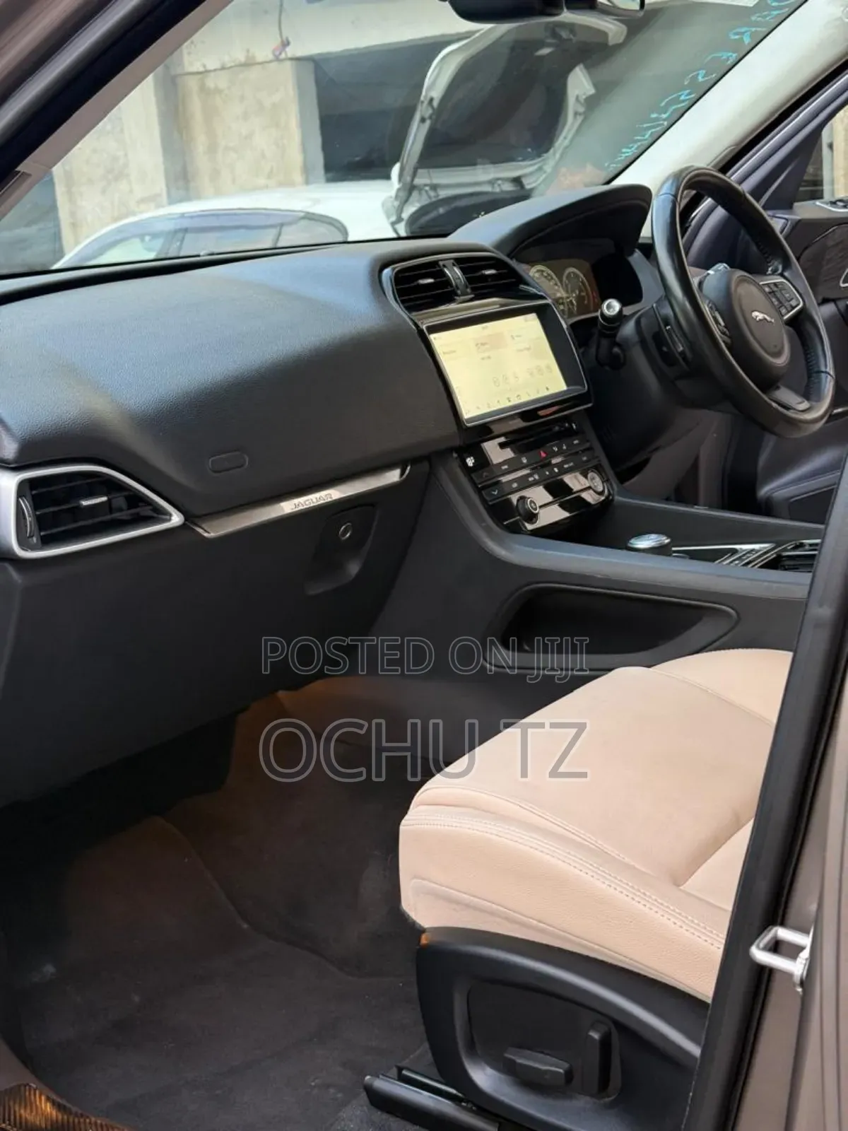 Jaguar F-Pace 20d R-Sport 2017 Gold