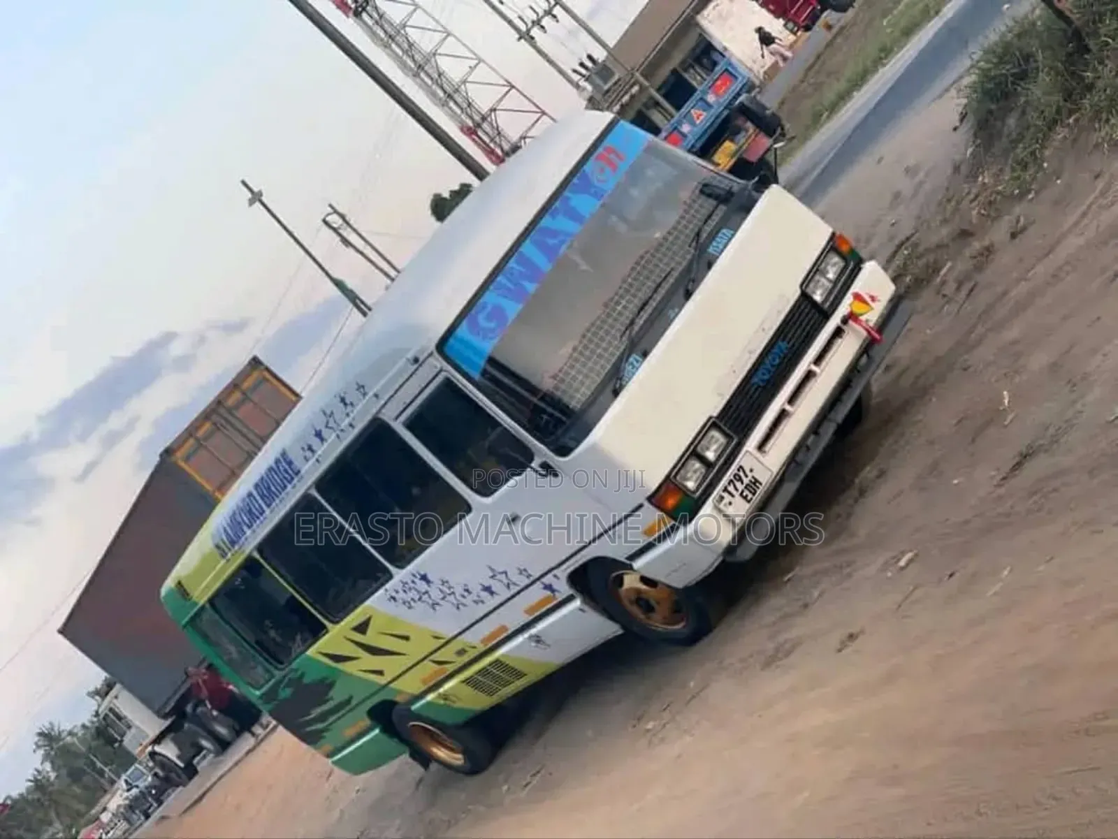 Toyota Coaster 1999