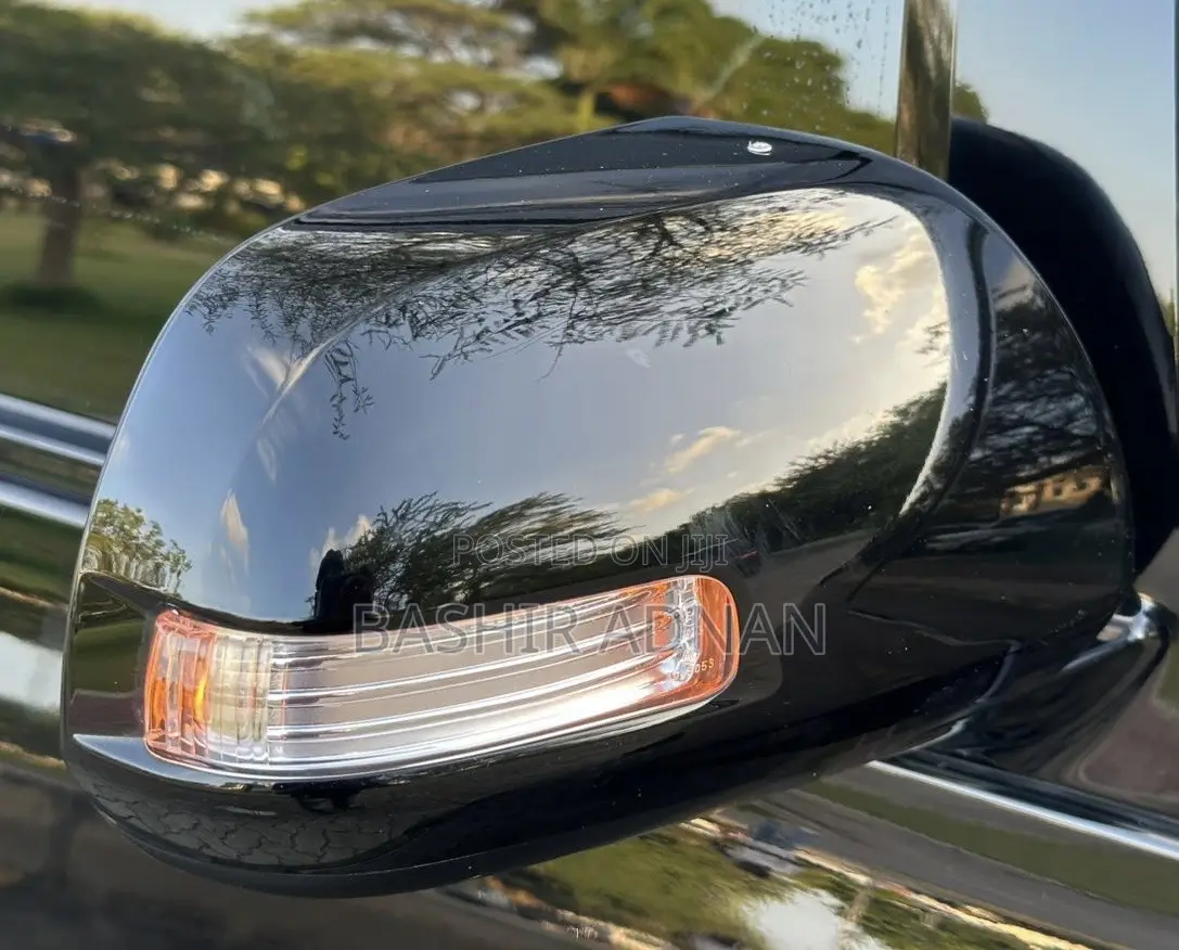 Toyota Vellfire 2010 Black
