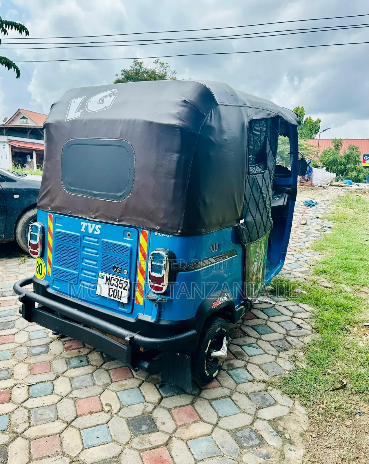 TVS Apache 180 RTR 2022 Blue