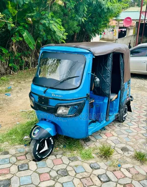 TVS Apache 180 RTR 2022 Blue