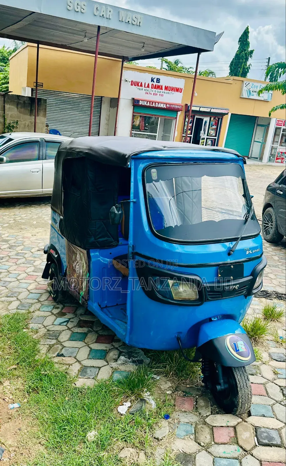 TVS Apache 180 RTR 2022 Blue