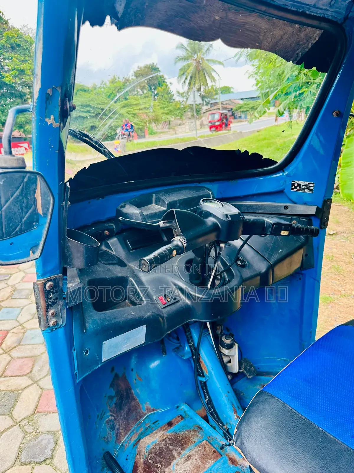 TVS Apache 180 RTR 2022 Blue