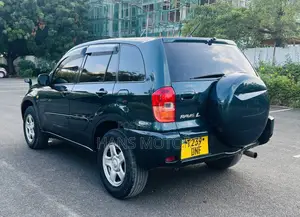 Toyota RAV4 2002 Green in Temeke - Cars, Hans Motors | Jiji.co.tz
