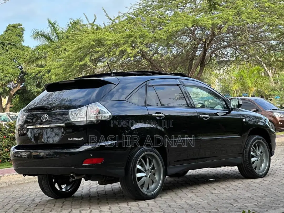 Toyota Harrier 2.4 2006 Matt Black