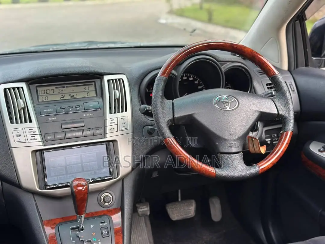 Toyota Harrier 2.4 2006 Matt Black