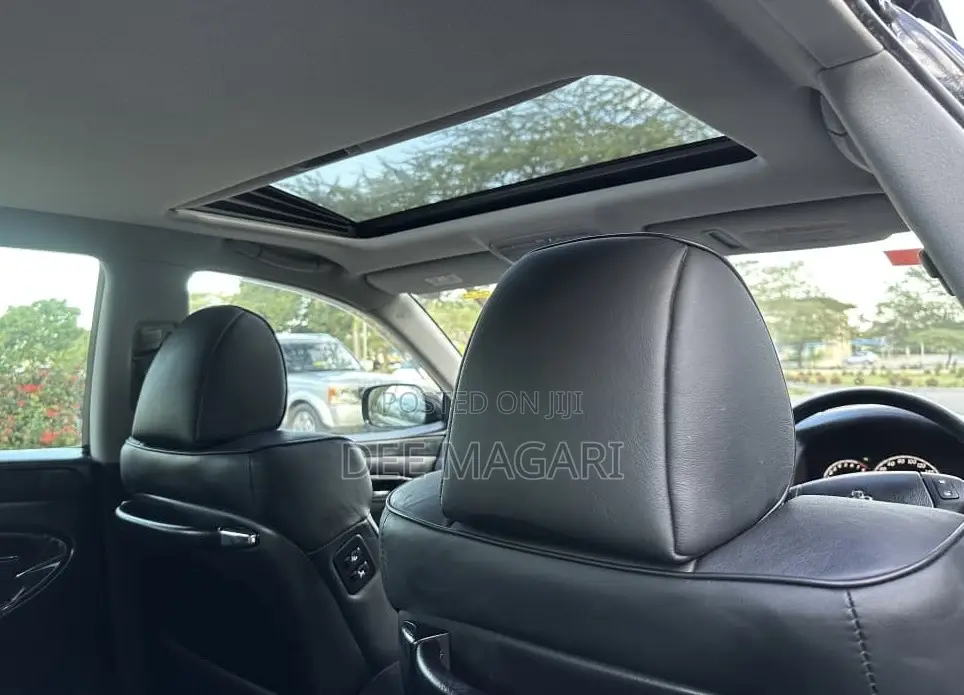 Toyota Crown 2006 Black