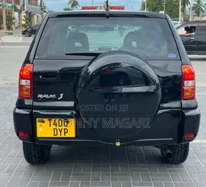 Toyota RAV4 2.0 2005 Black
