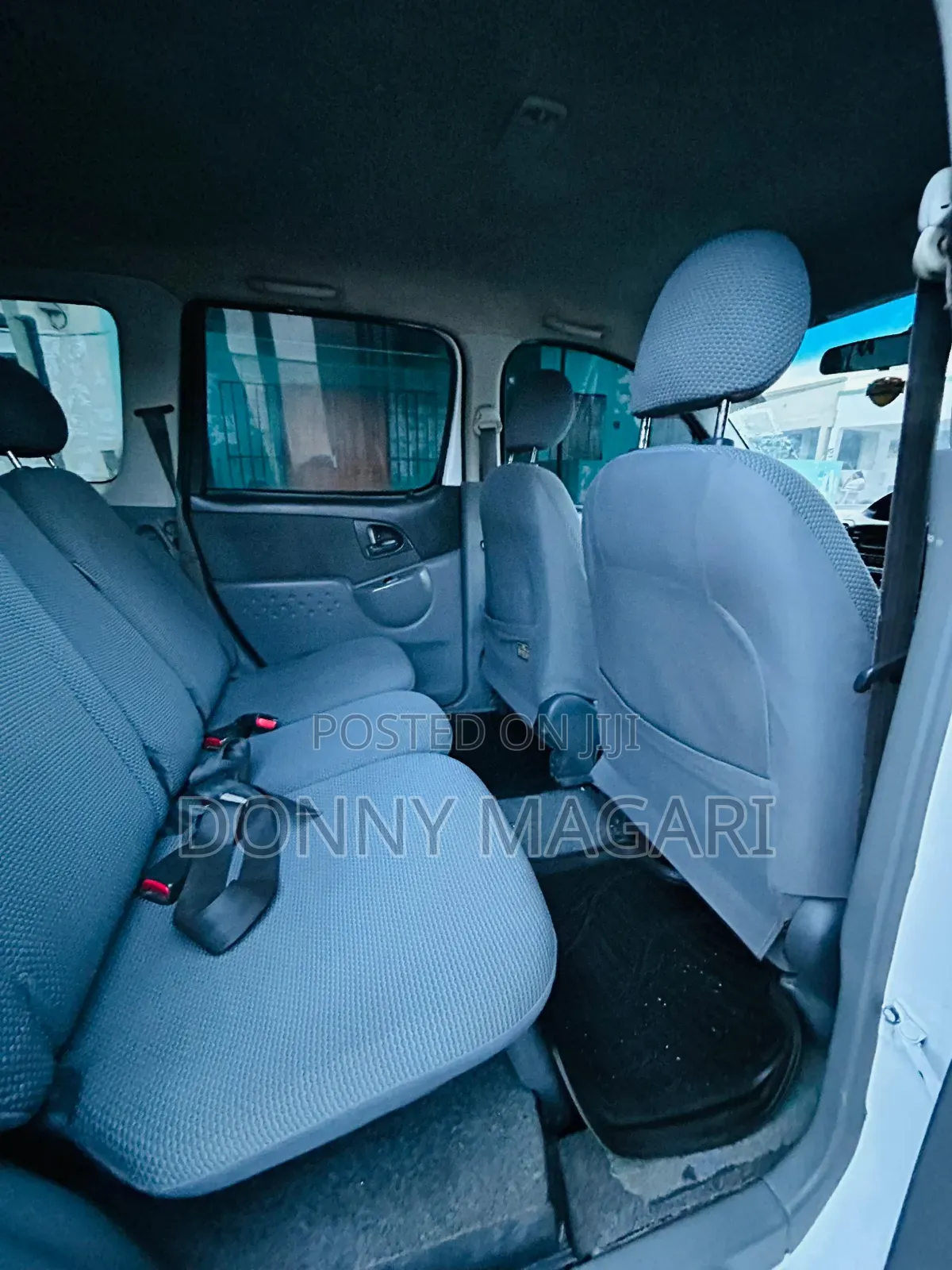 Toyota Fun Cargo 2004 White
