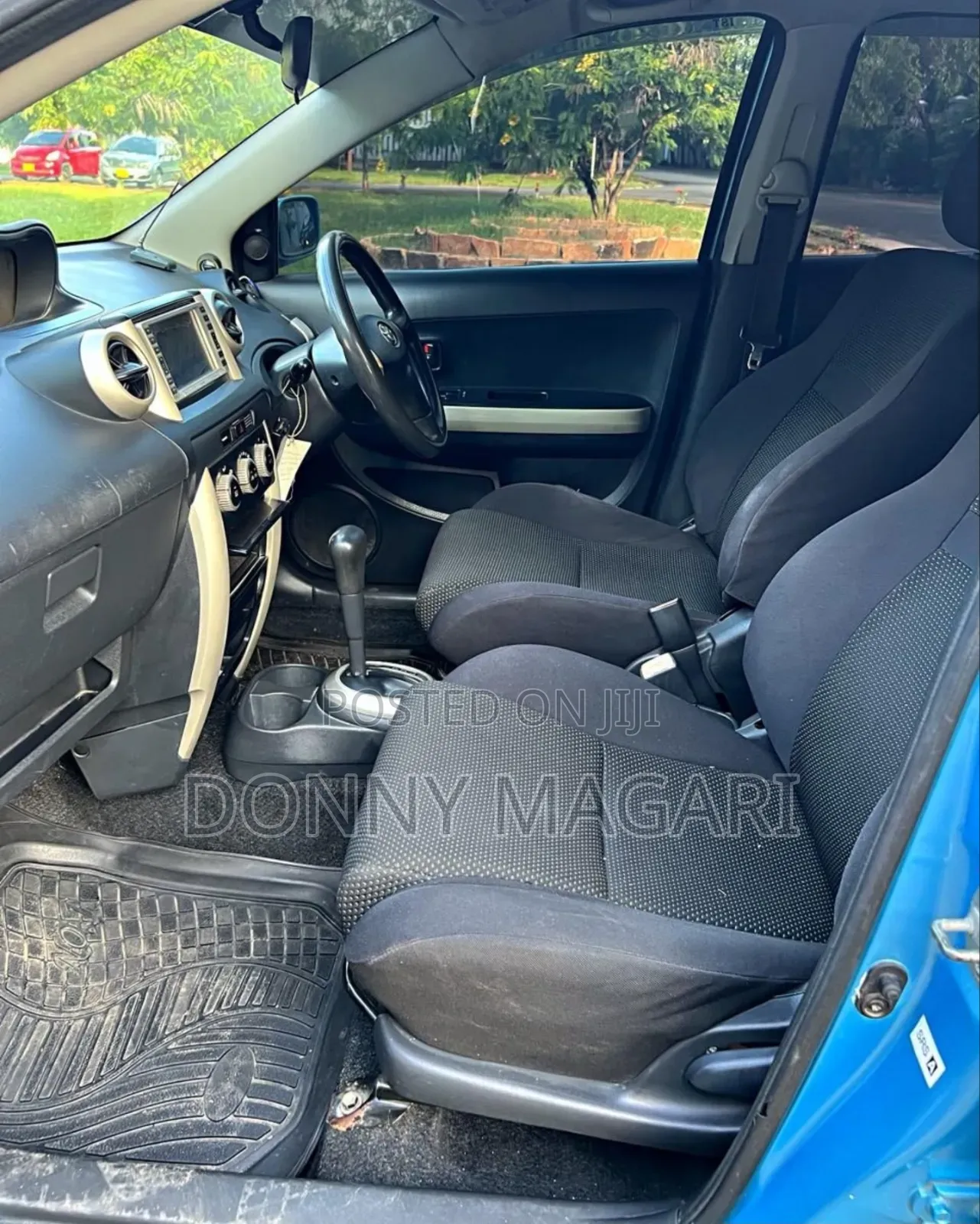 Toyota IST 2004 Blue
