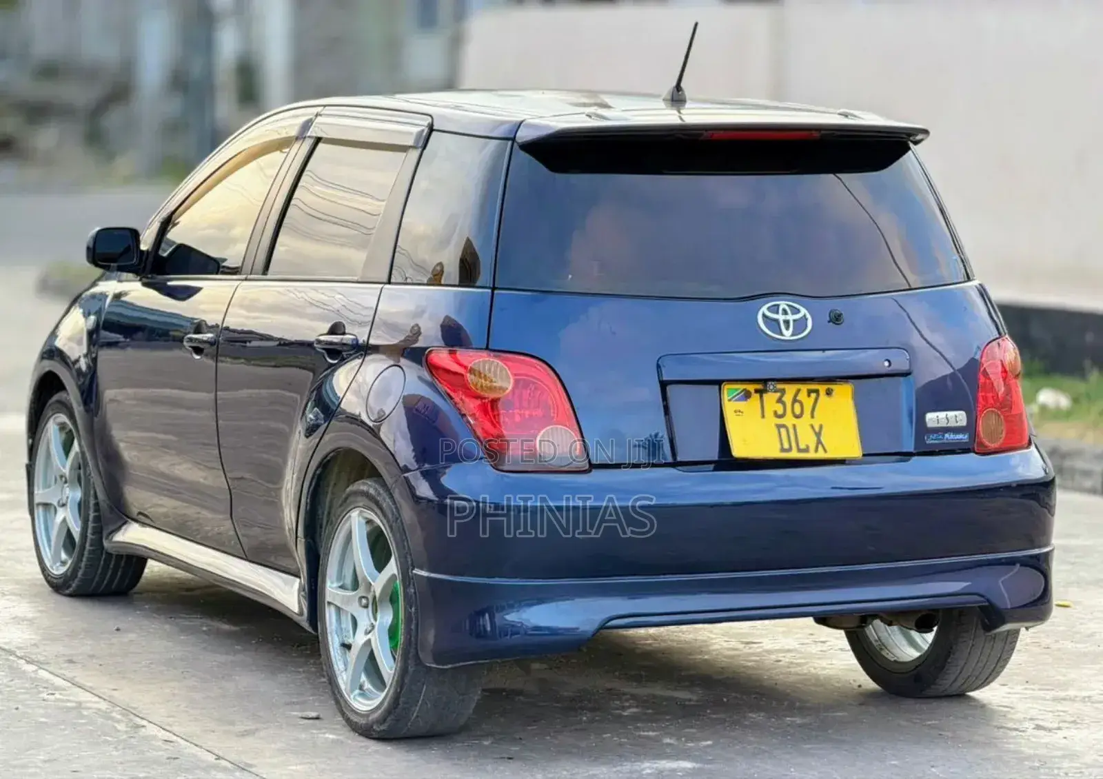 Toyota IST 2005 Blue
